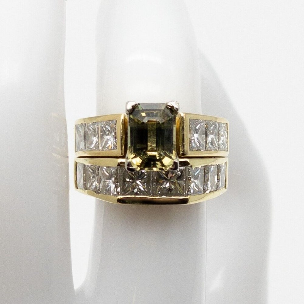6ct Diamond Ladies Ring Alexandrite! W/ Certification Paper